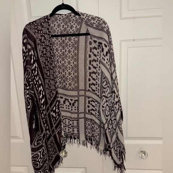 Roots Cardigan - Picture 2 of 5